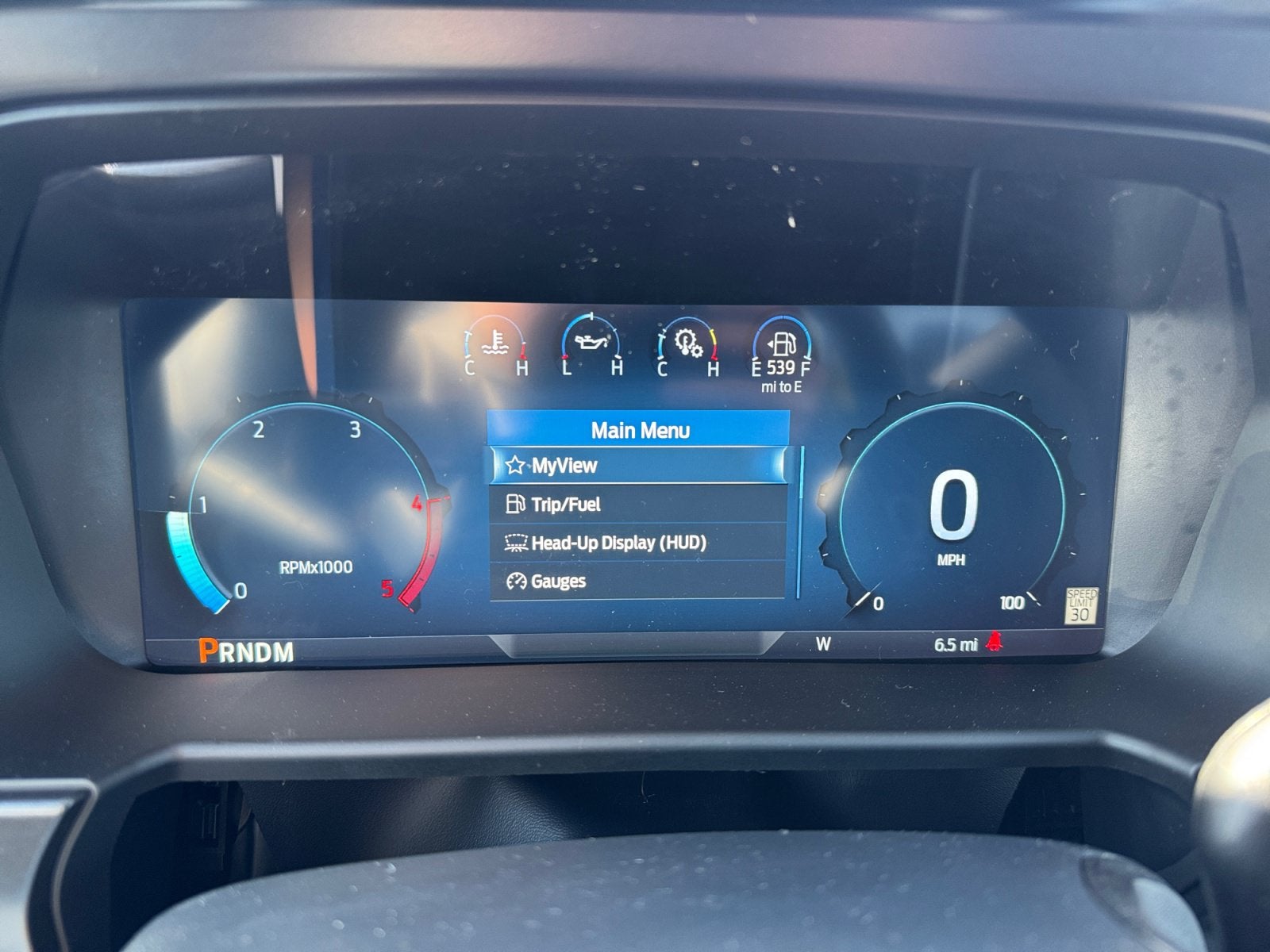 2027 Ford Super Duty F-350 SRW F-350® King Ranch®