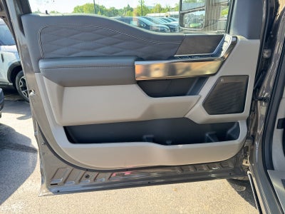 2026 Ford Super Duty F-350 SRW Platinum