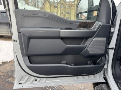 2026 Ford Super Duty F-350 SRW LARIAT