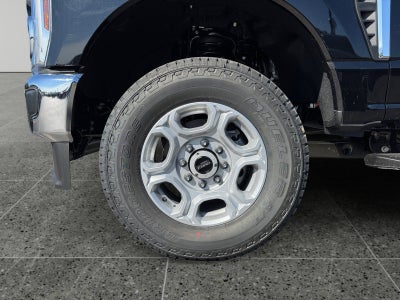 2026 Ford Super Duty F-350 SRW XLT