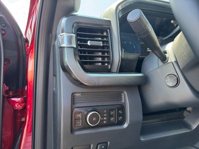 2026 Ford Super Duty F-350 SRW Platinum
