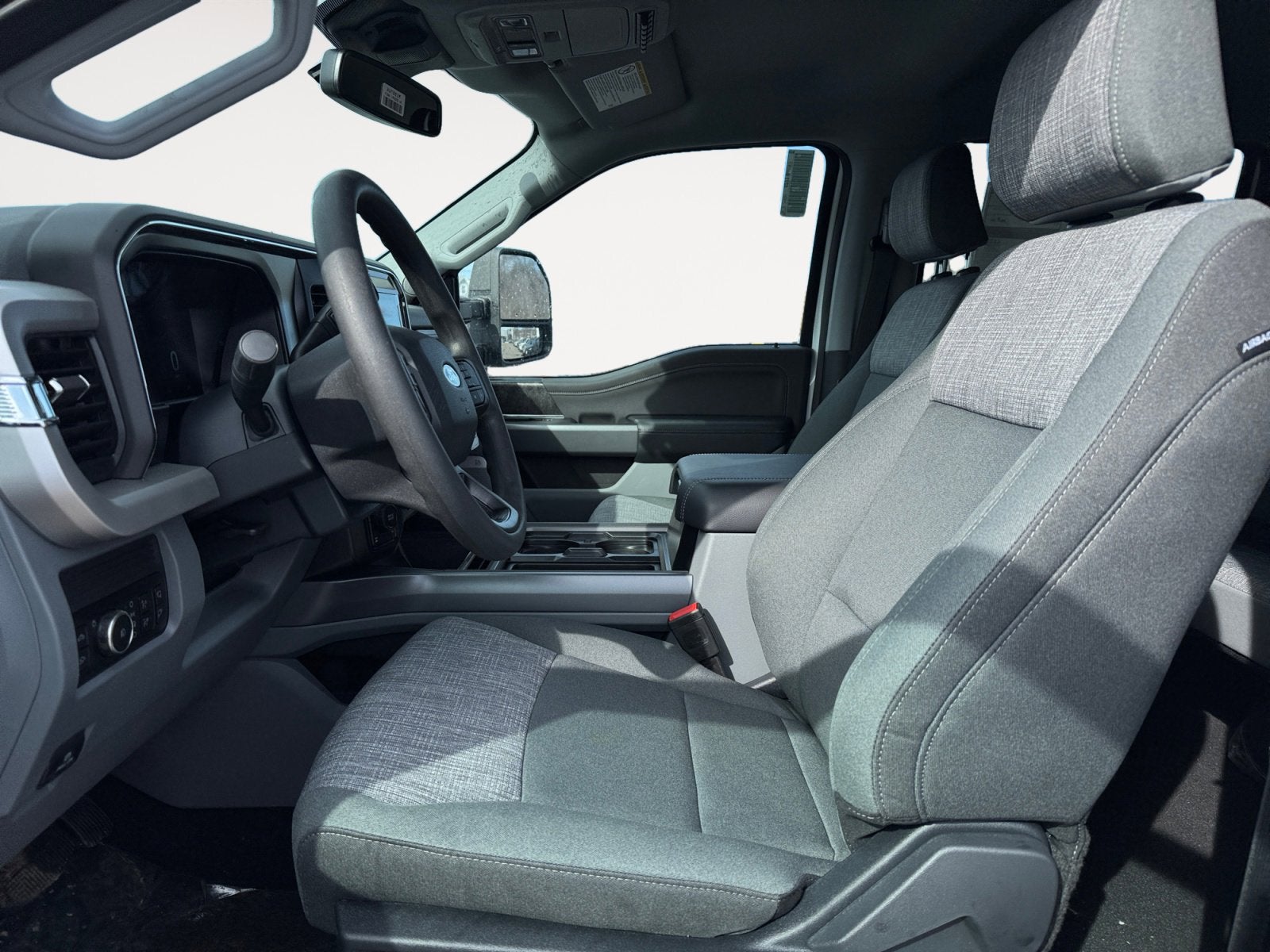 2026 Ford Super Duty F-350 SRW XLT