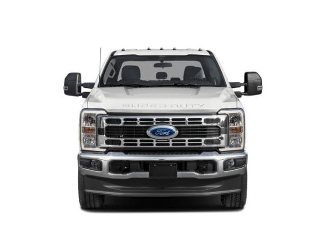2027 Ford Super Duty F-350 SRW XLT