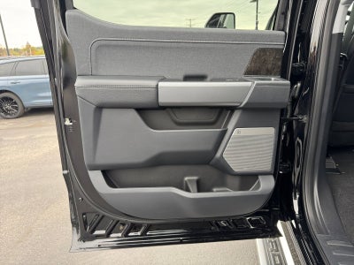 2026 Ford Super Duty F-350 SRW LARIAT