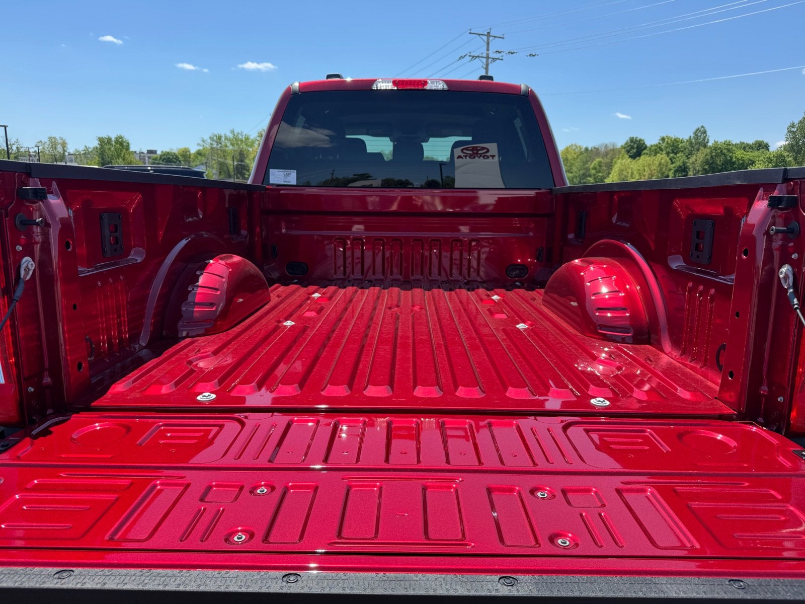 2026 Ford Super Duty F-350 SRW XLT