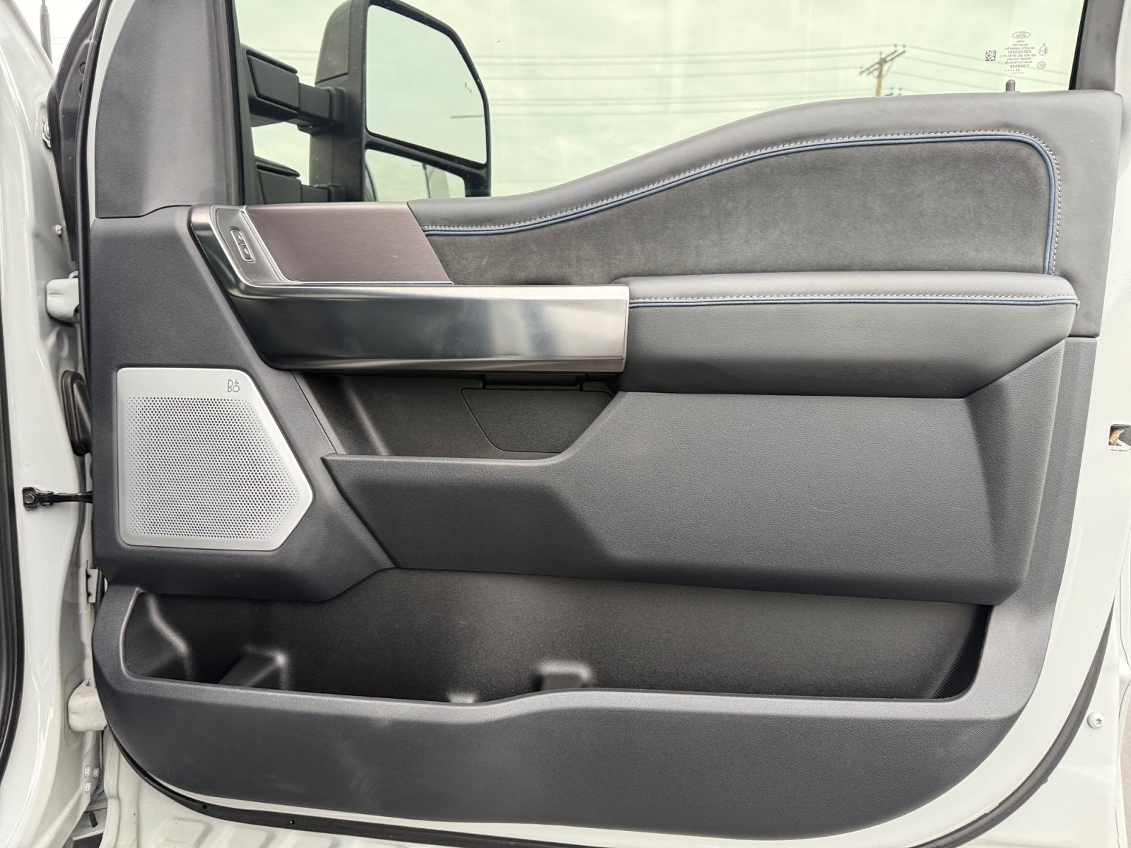 2026 Ford Super Duty F-350 SRW Platinum