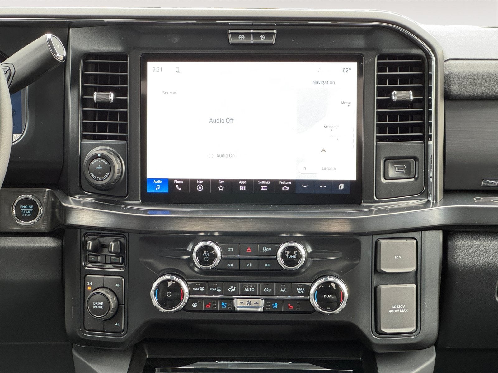 2027 Ford Super Duty F-350 DRW LARIAT