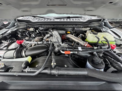 2027 Ford Super Duty F-350 DRW LARIAT