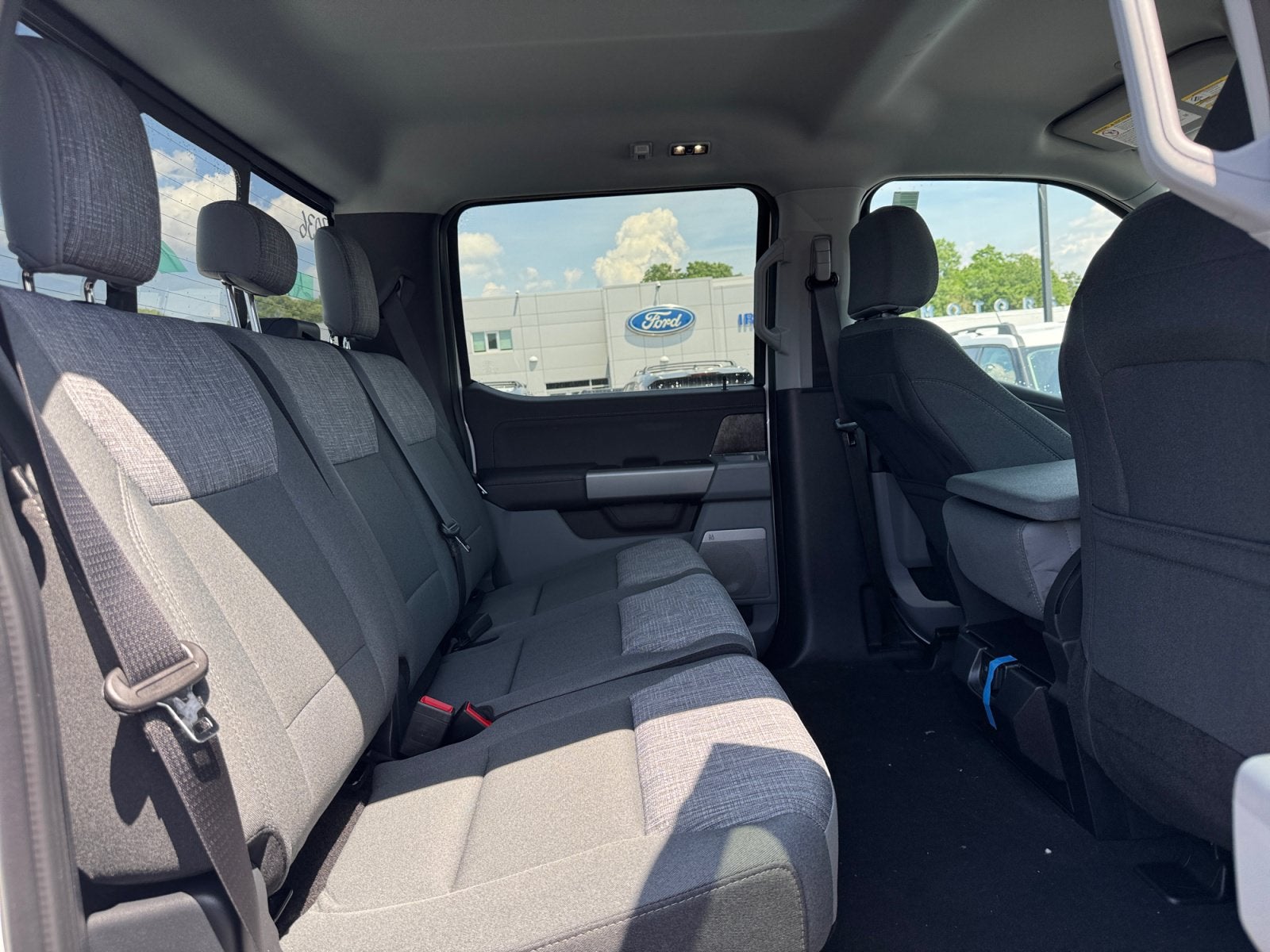 2026 Ford Super Duty F-350 DRW XLT