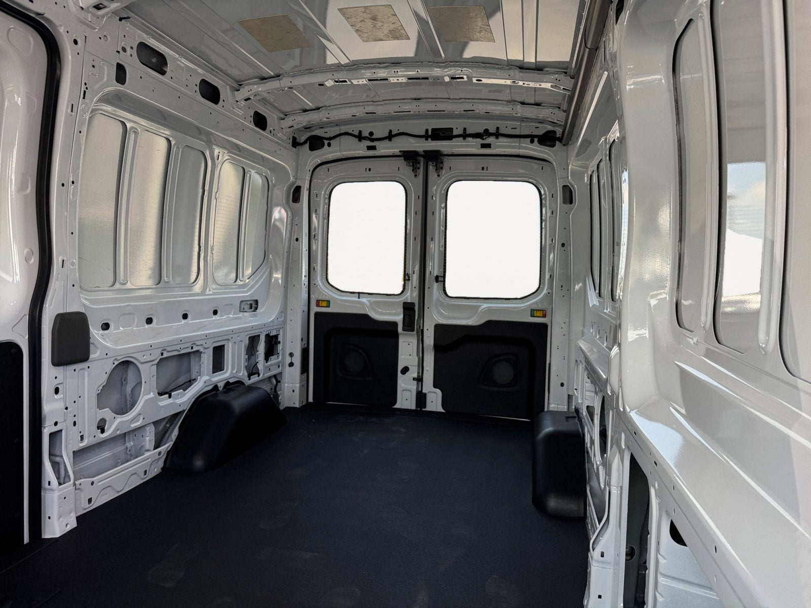 2025 Ford Transit Cargo Van Base