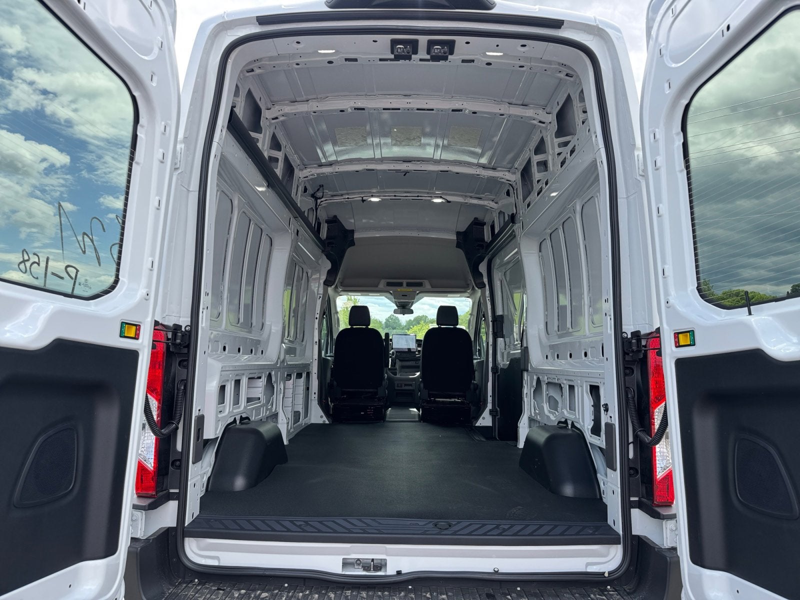 2026 Ford Transit Cargo Van Base