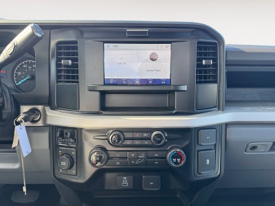 2026 Ford Super Duty F-350 SRW Base