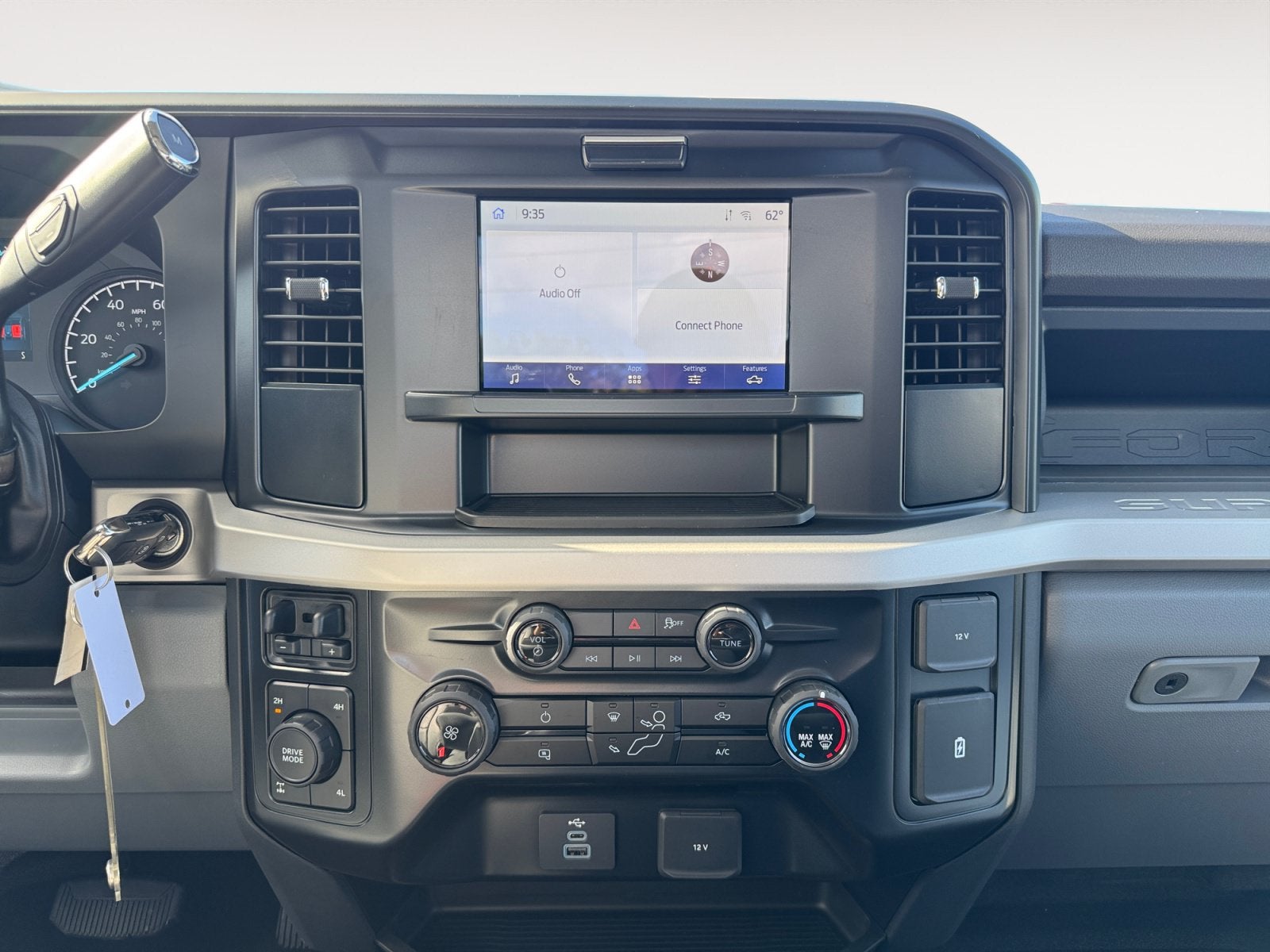 2026 Ford Super Duty F-350 SRW Base
