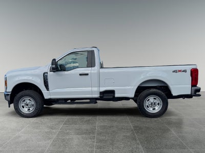 2026 Ford Super Duty F-350 SRW Base