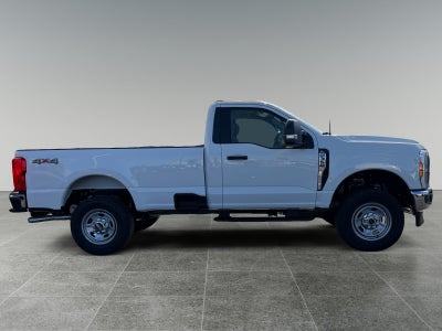 2026 Ford Super Duty F-350 SRW Base