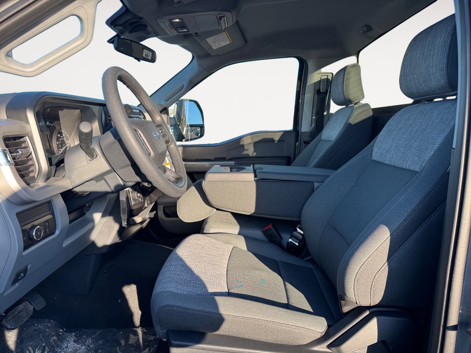 2026 Ford Super Duty F-350 SRW XLT