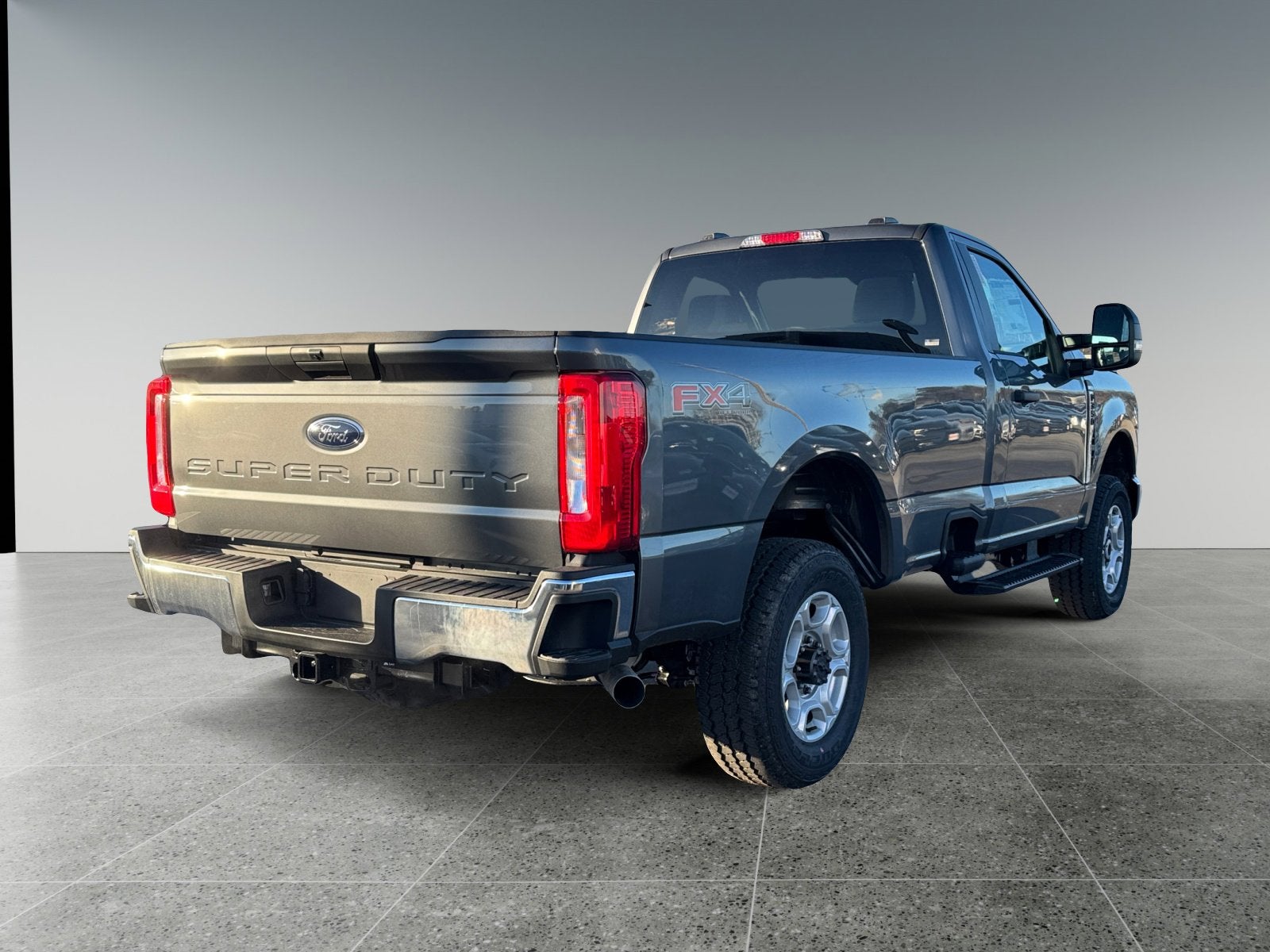 2026 Ford Super Duty F-350 SRW XLT