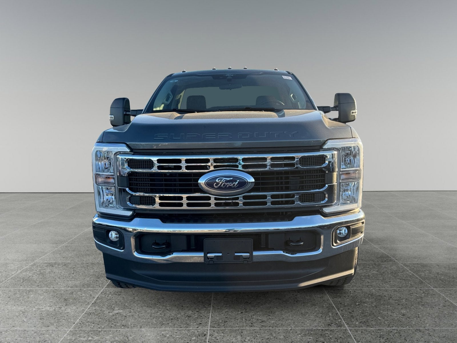 2026 Ford Super Duty F-350 SRW XLT