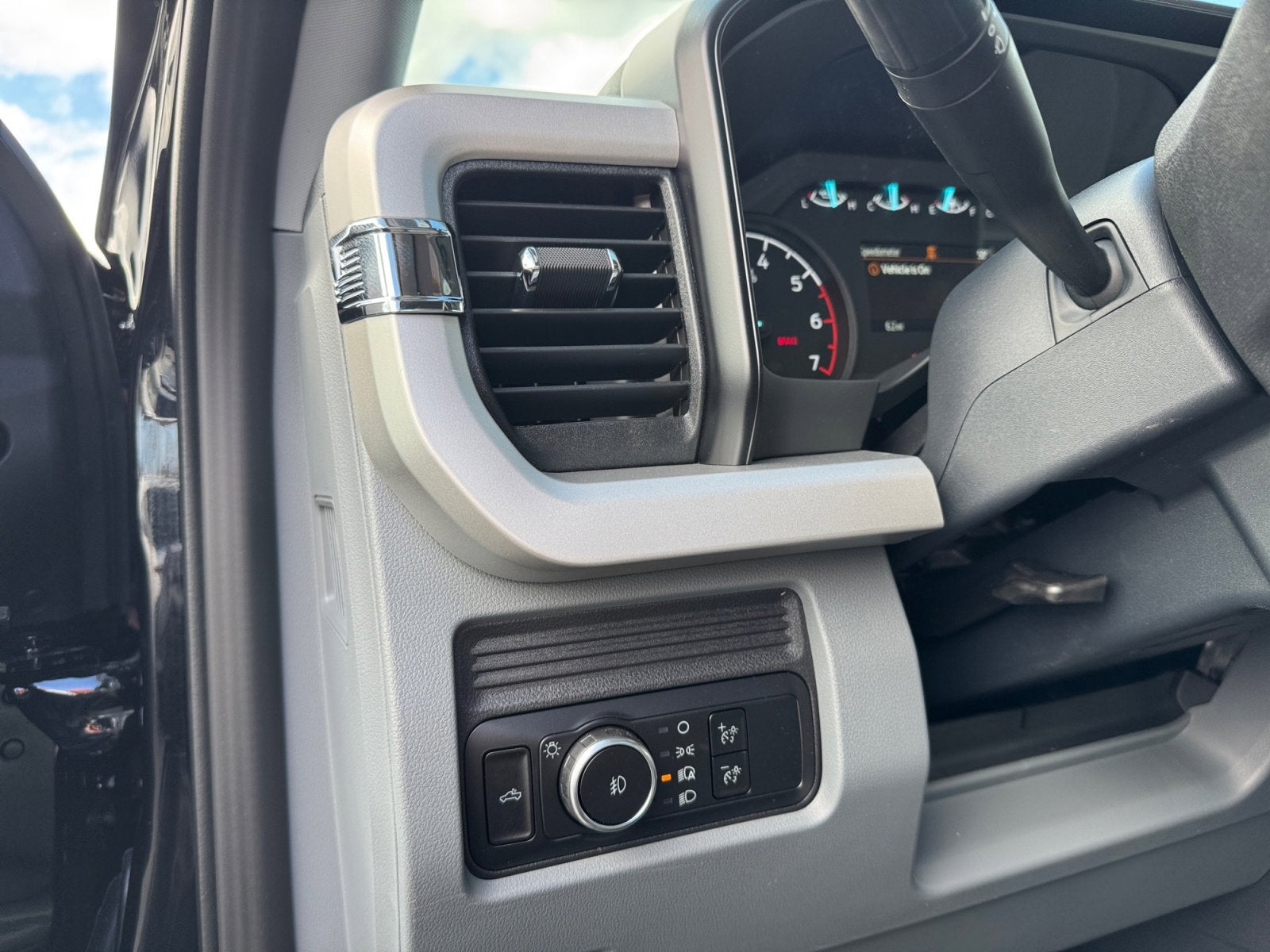2026 Ford Super Duty F-350 SRW XLT