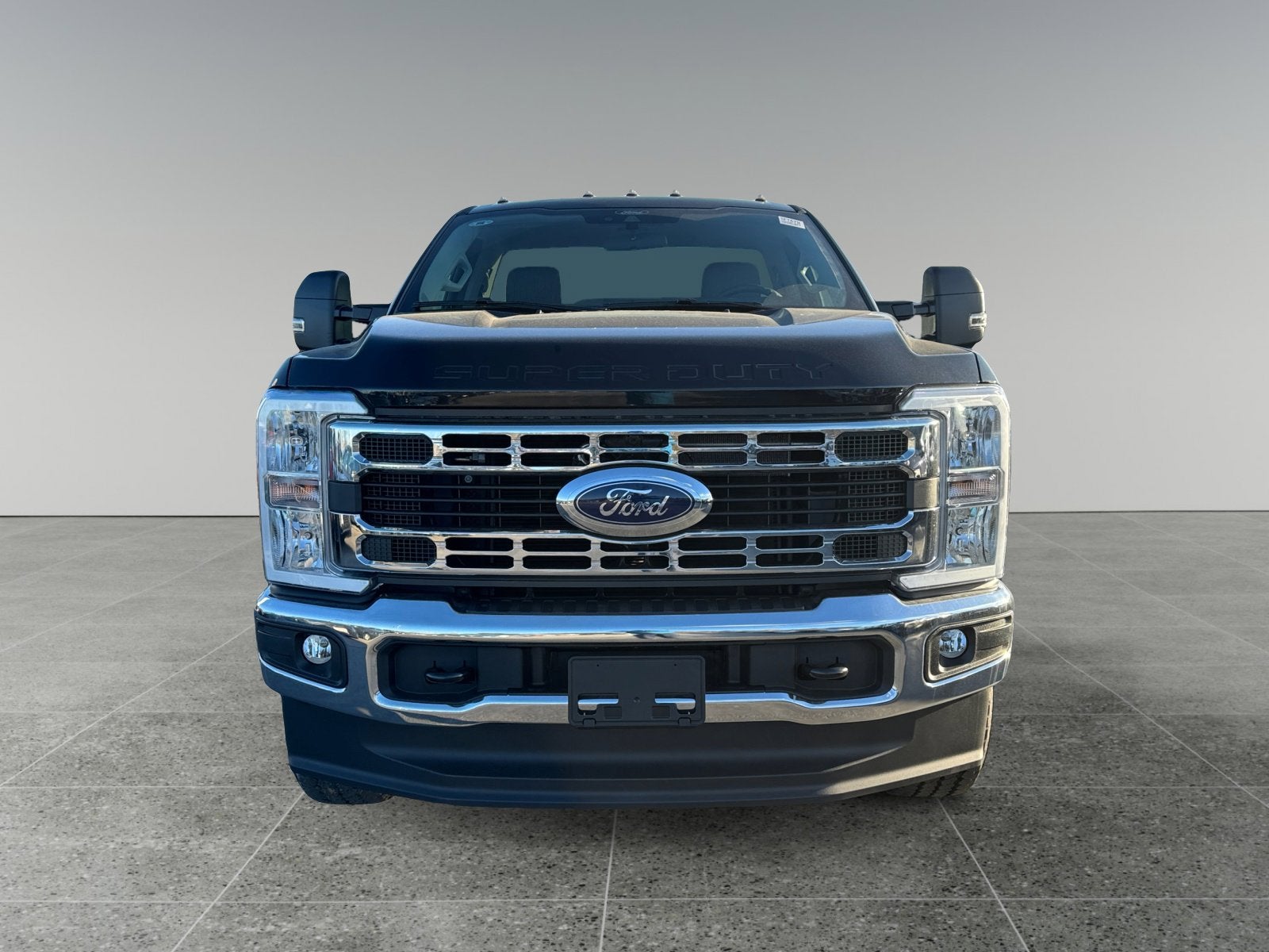 2026 Ford Super Duty F-350 SRW XLT