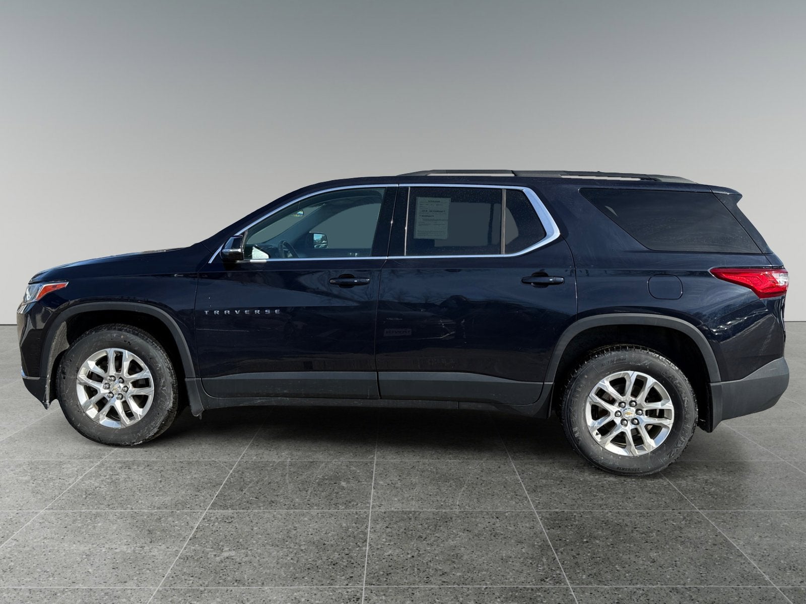 2020 Chevrolet Traverse LT Leather