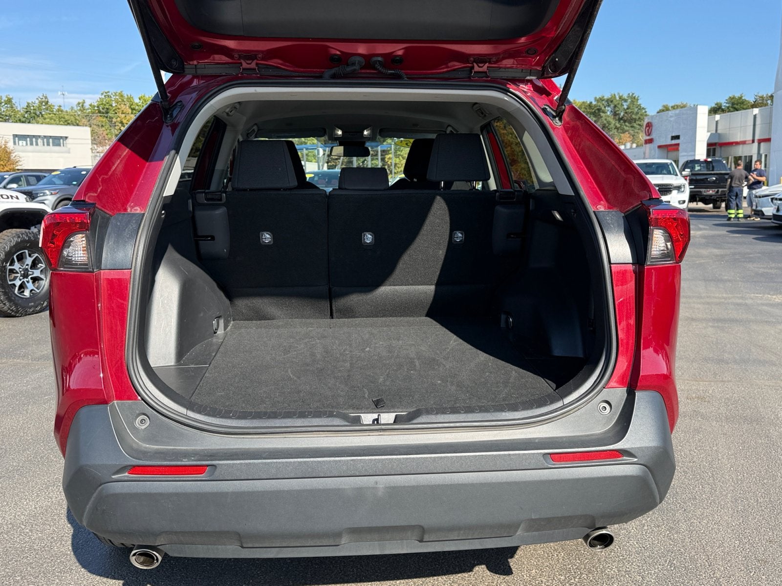 2025 Toyota RAV4 LE