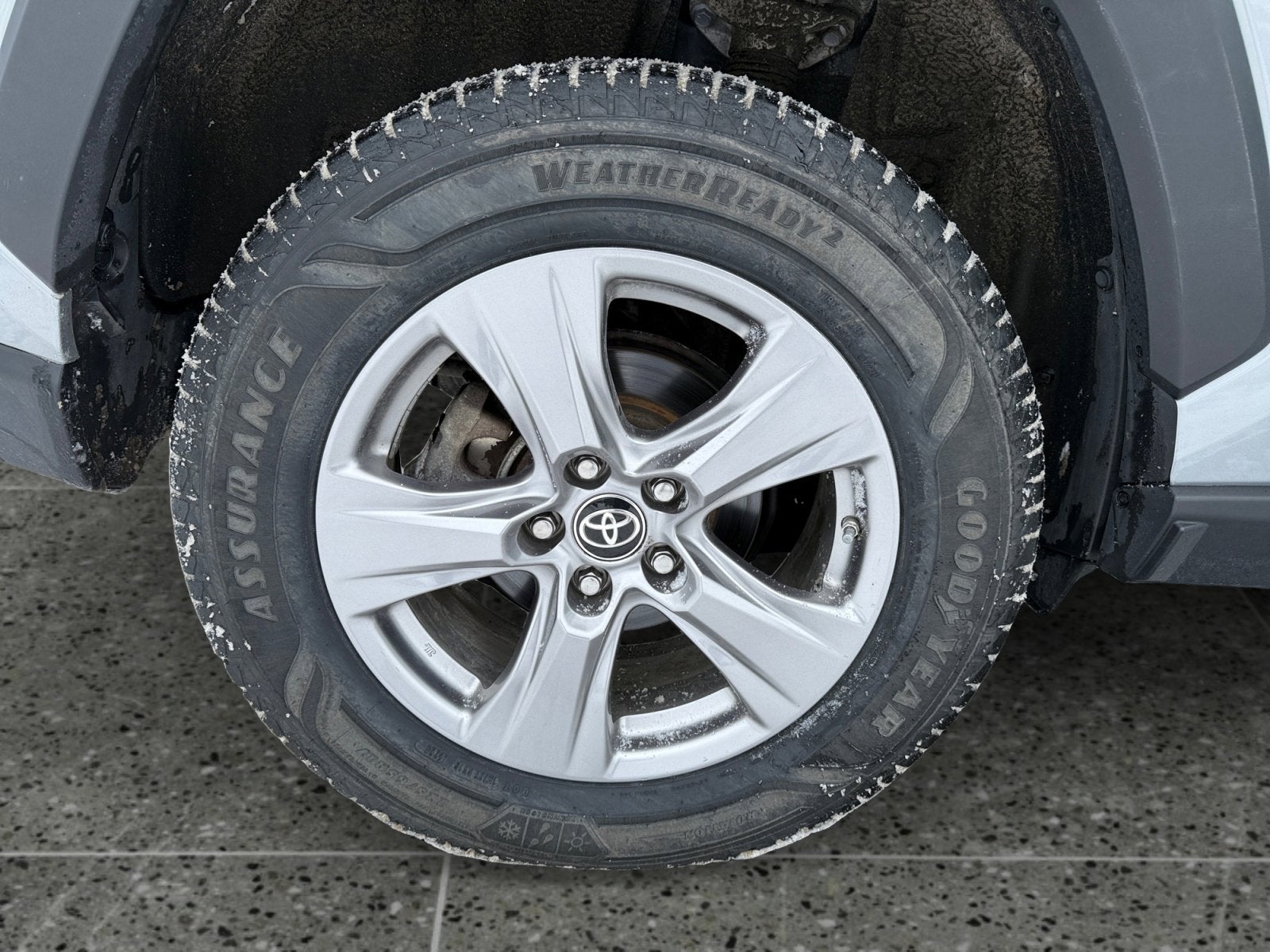 2022 Toyota RAV4 Hybrid LE