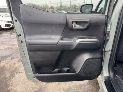 2022 Toyota Tacoma 4WD TRD Off Road