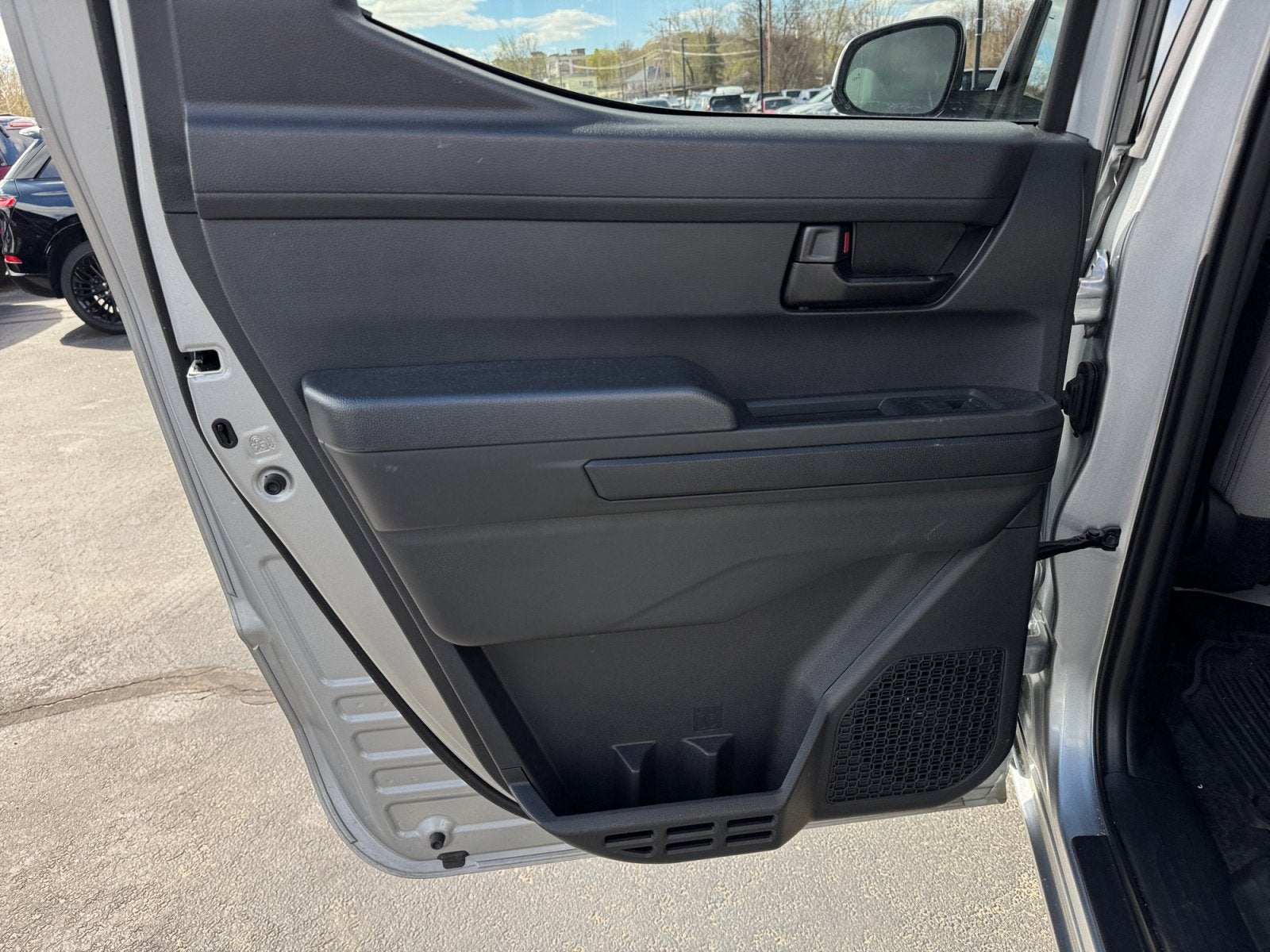 2025 Toyota Tacoma 4WD SR5