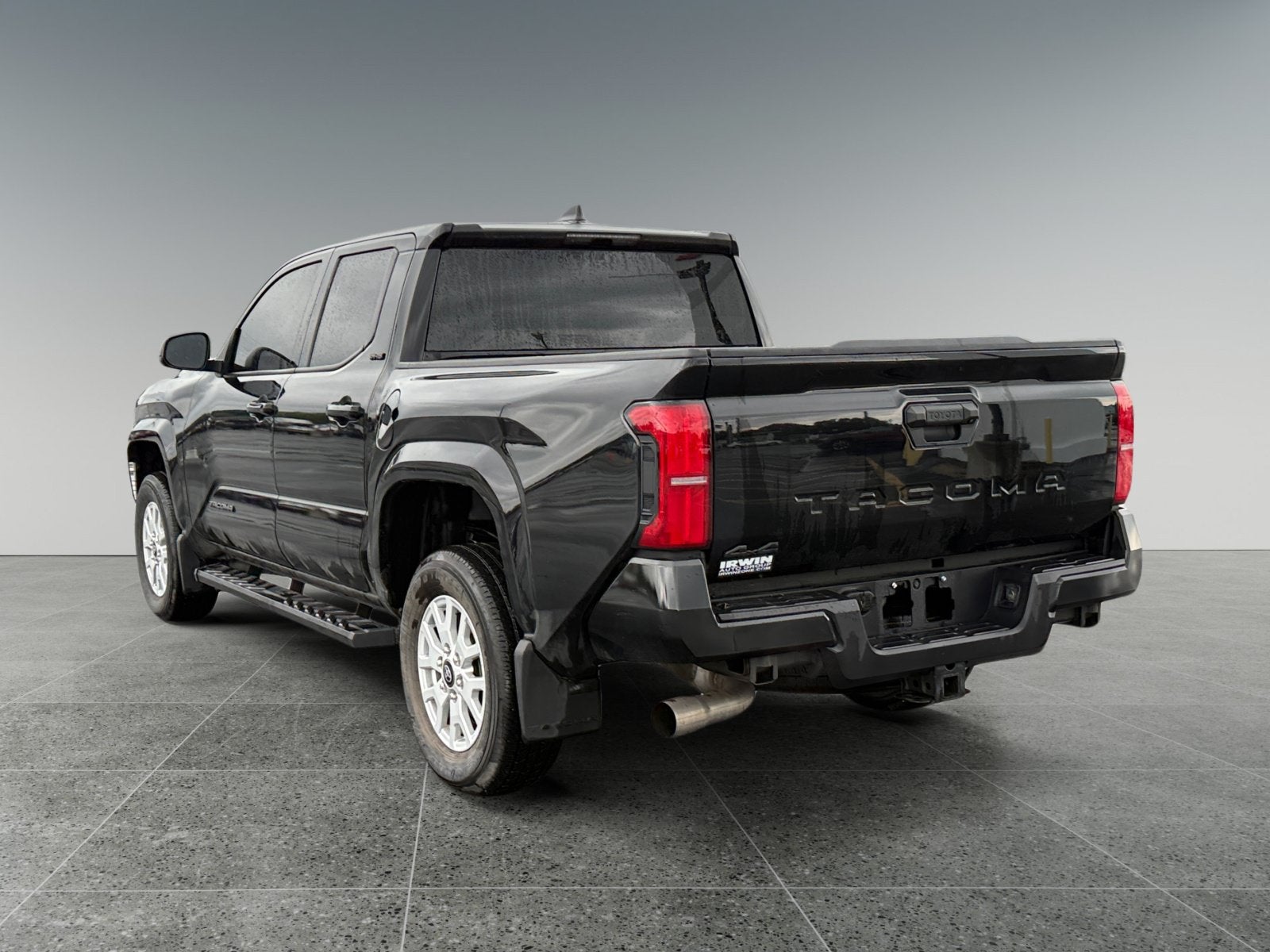 2025 Toyota Tacoma 4WD SR5