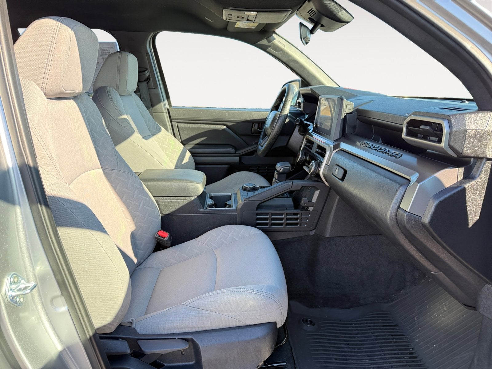 2025 Toyota Tacoma 4WD SR5