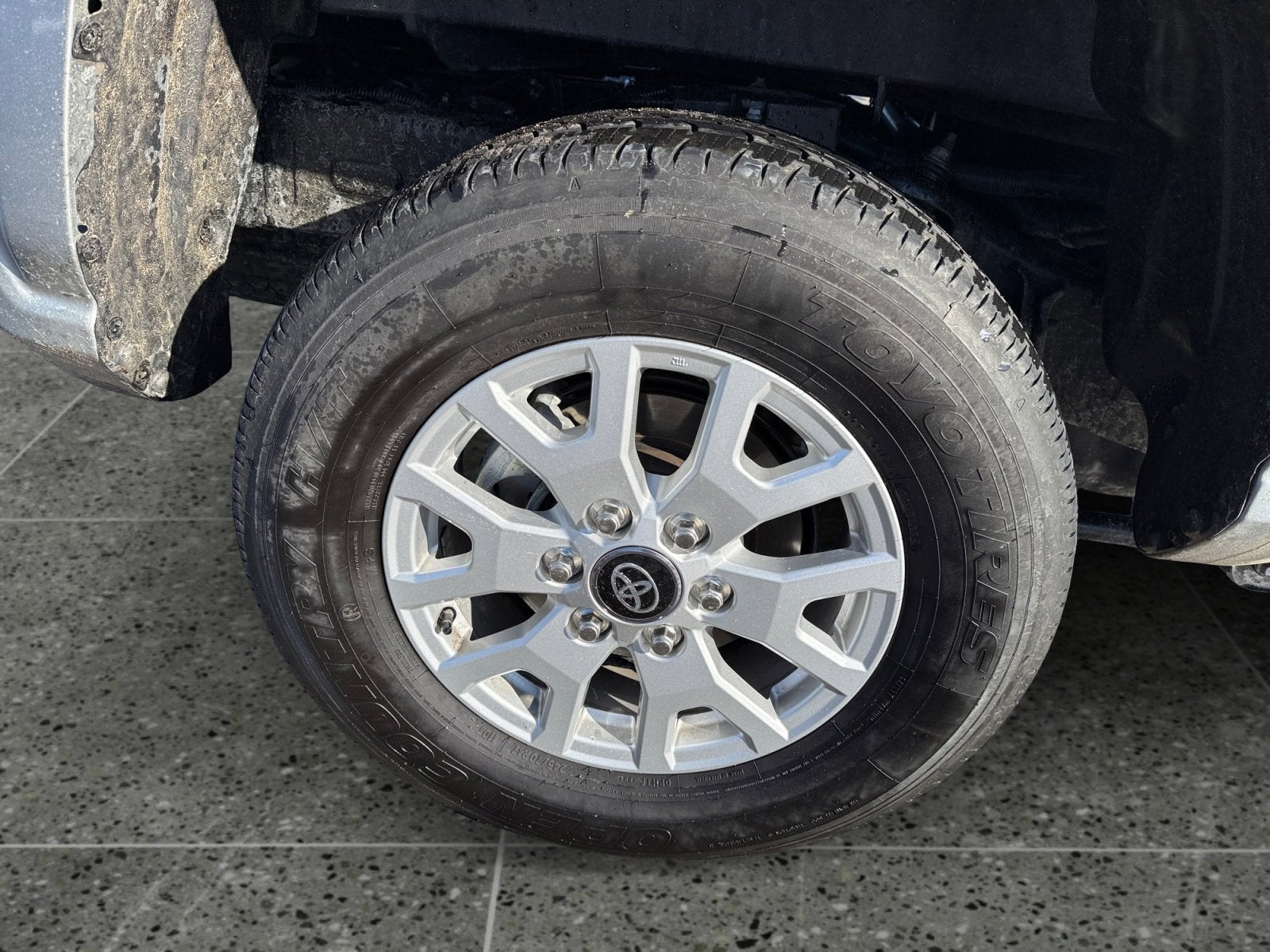 2025 Toyota Tacoma 4WD SR5