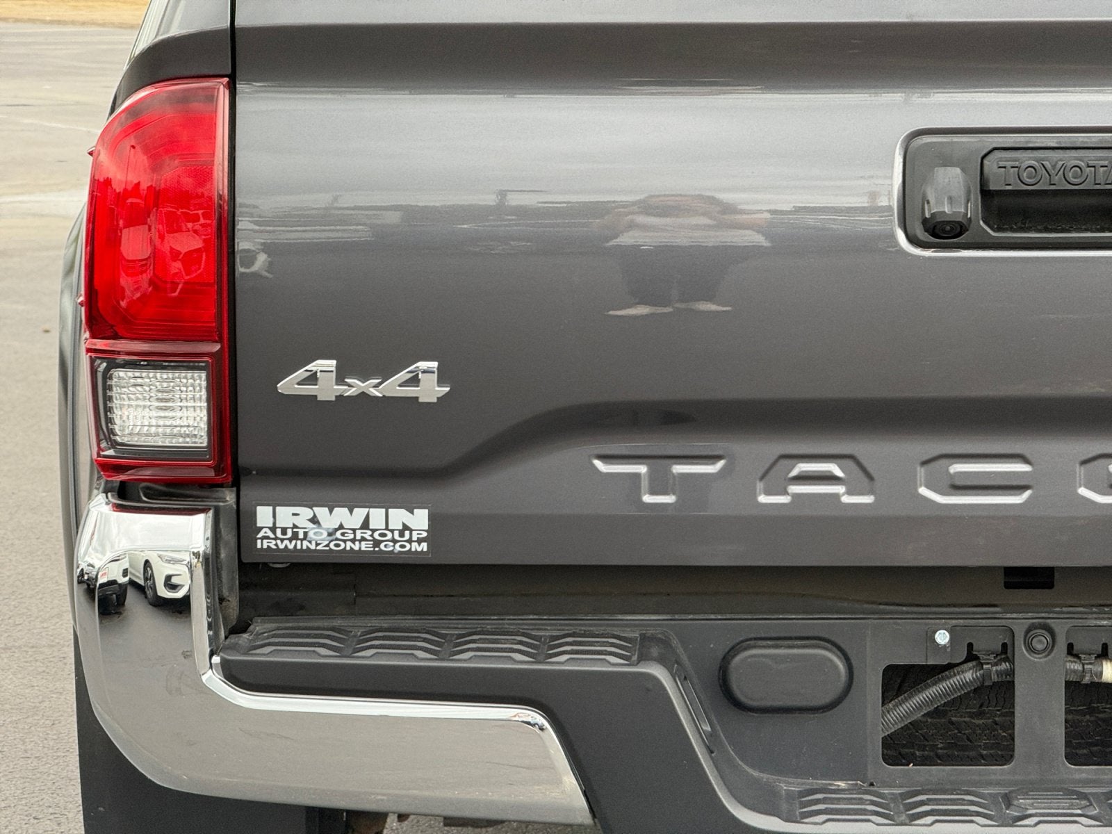 2022 Toyota Tacoma 4WD SR5