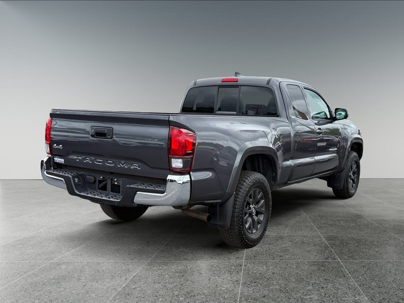 2022 Toyota Tacoma 4WD SR5