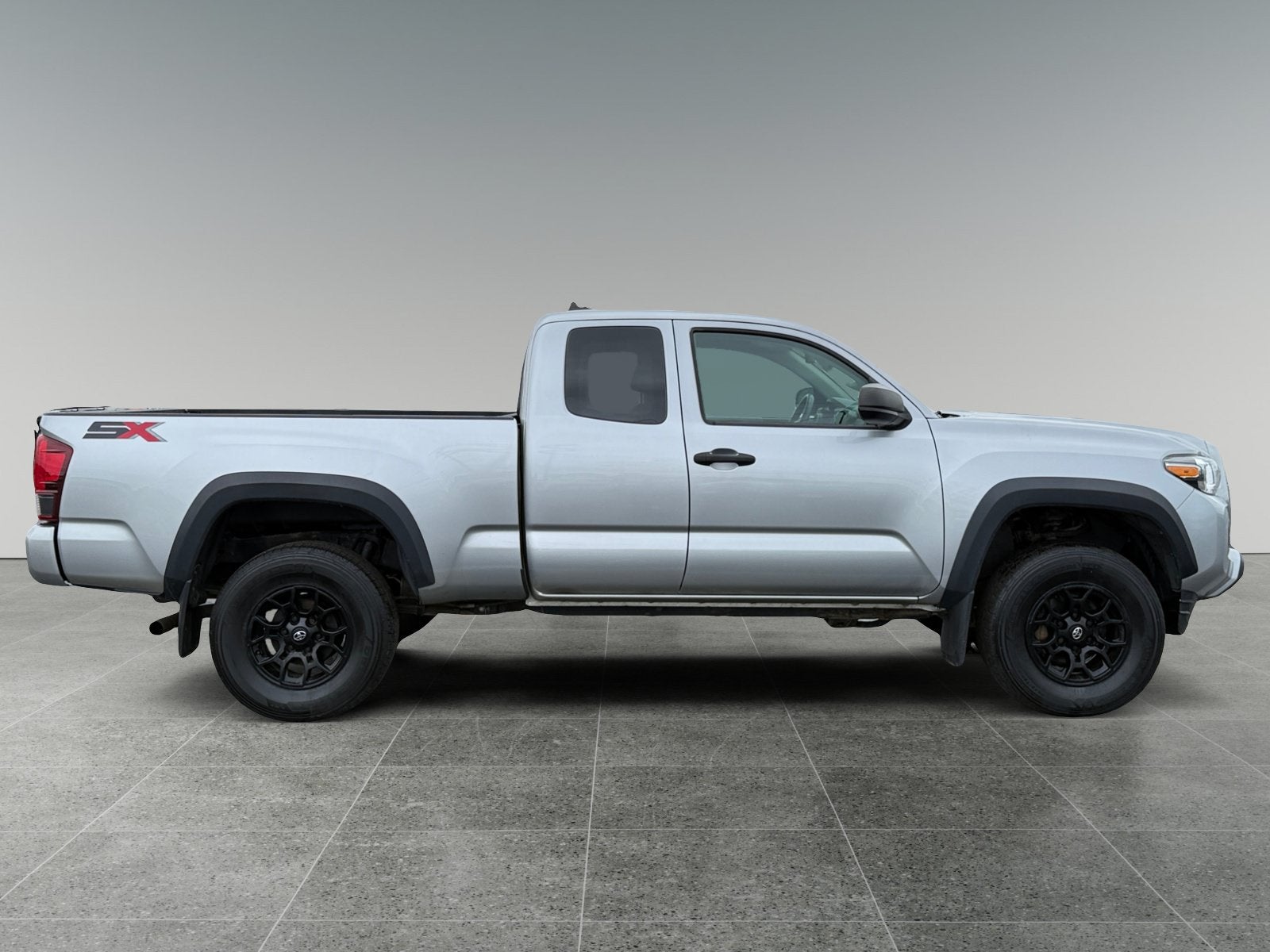2022 Toyota Tacoma 4WD SR