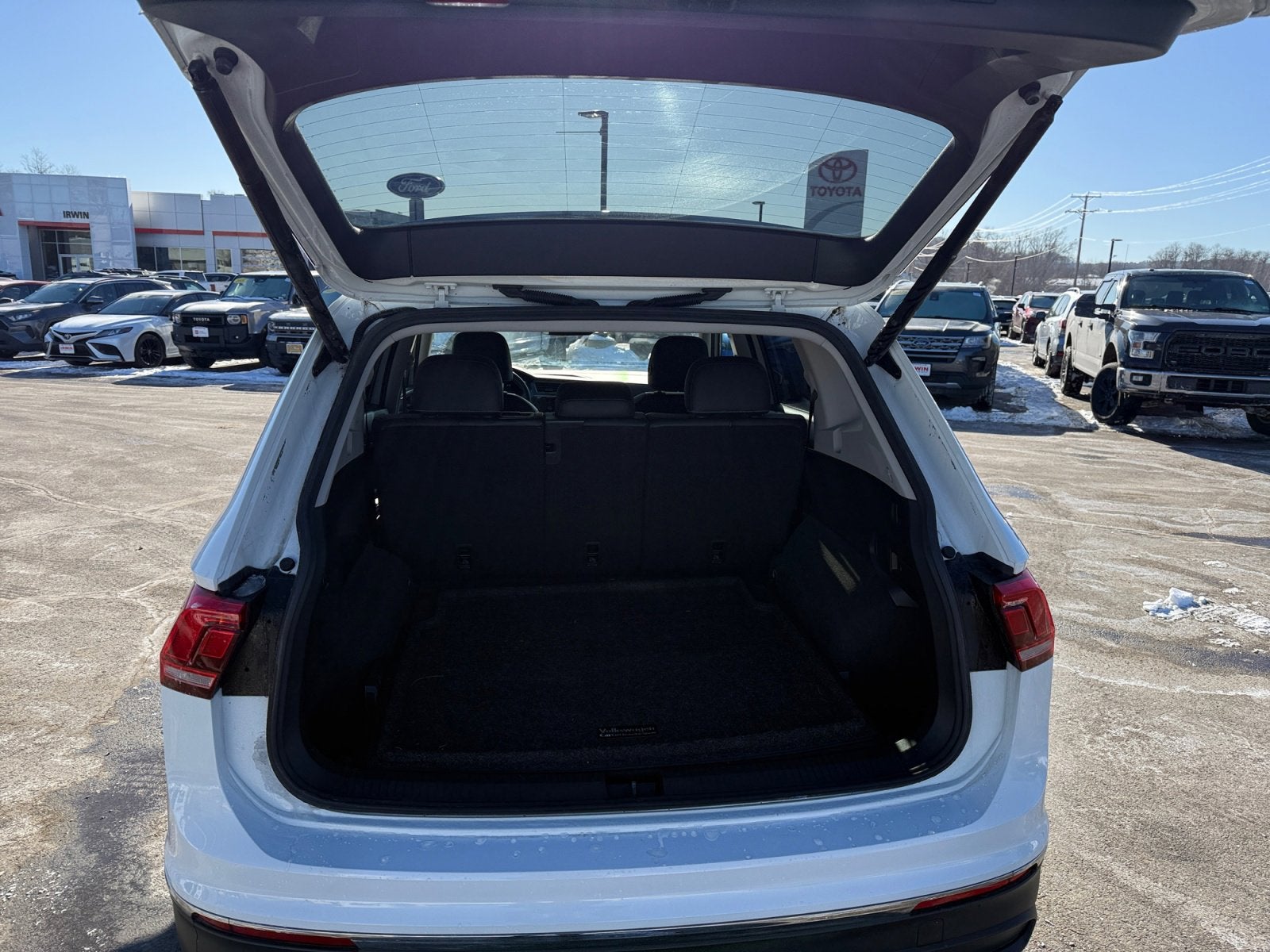 2022 Volkswagen Tiguan SE