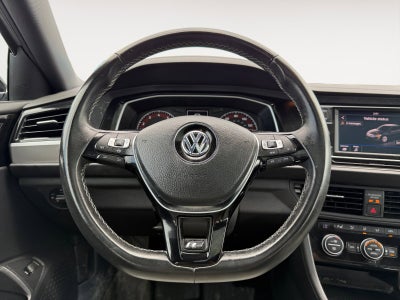 2019 Volkswagen Jetta R-Line