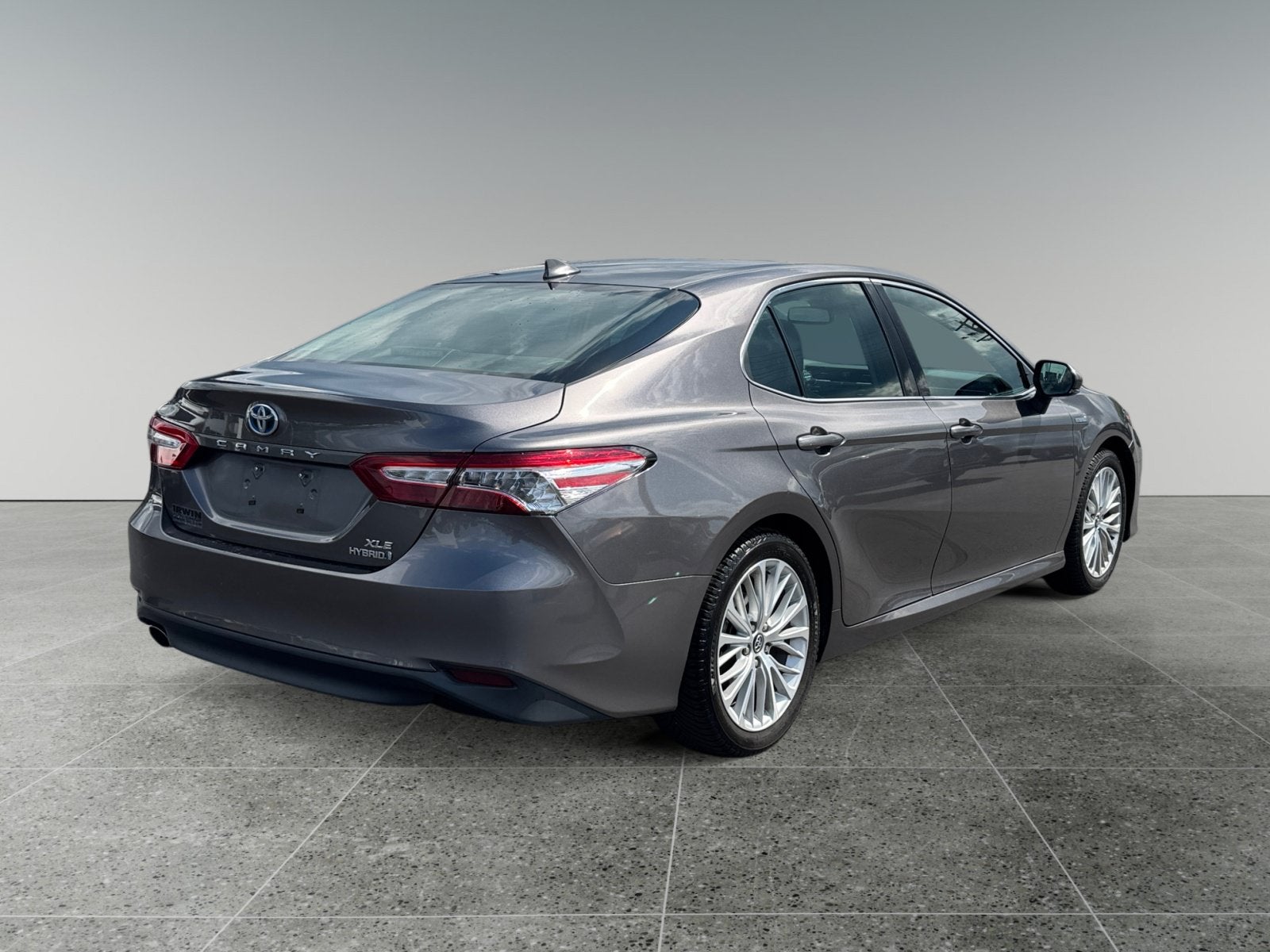 2019 Toyota Camry Hybrid XLE