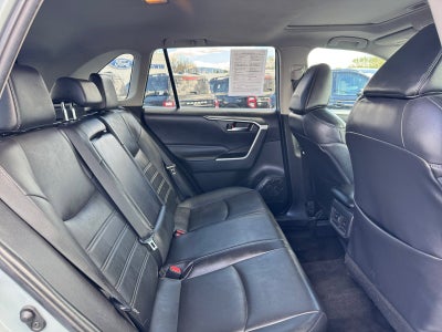 2021 Toyota RAV4 Hybrid XLE Premium