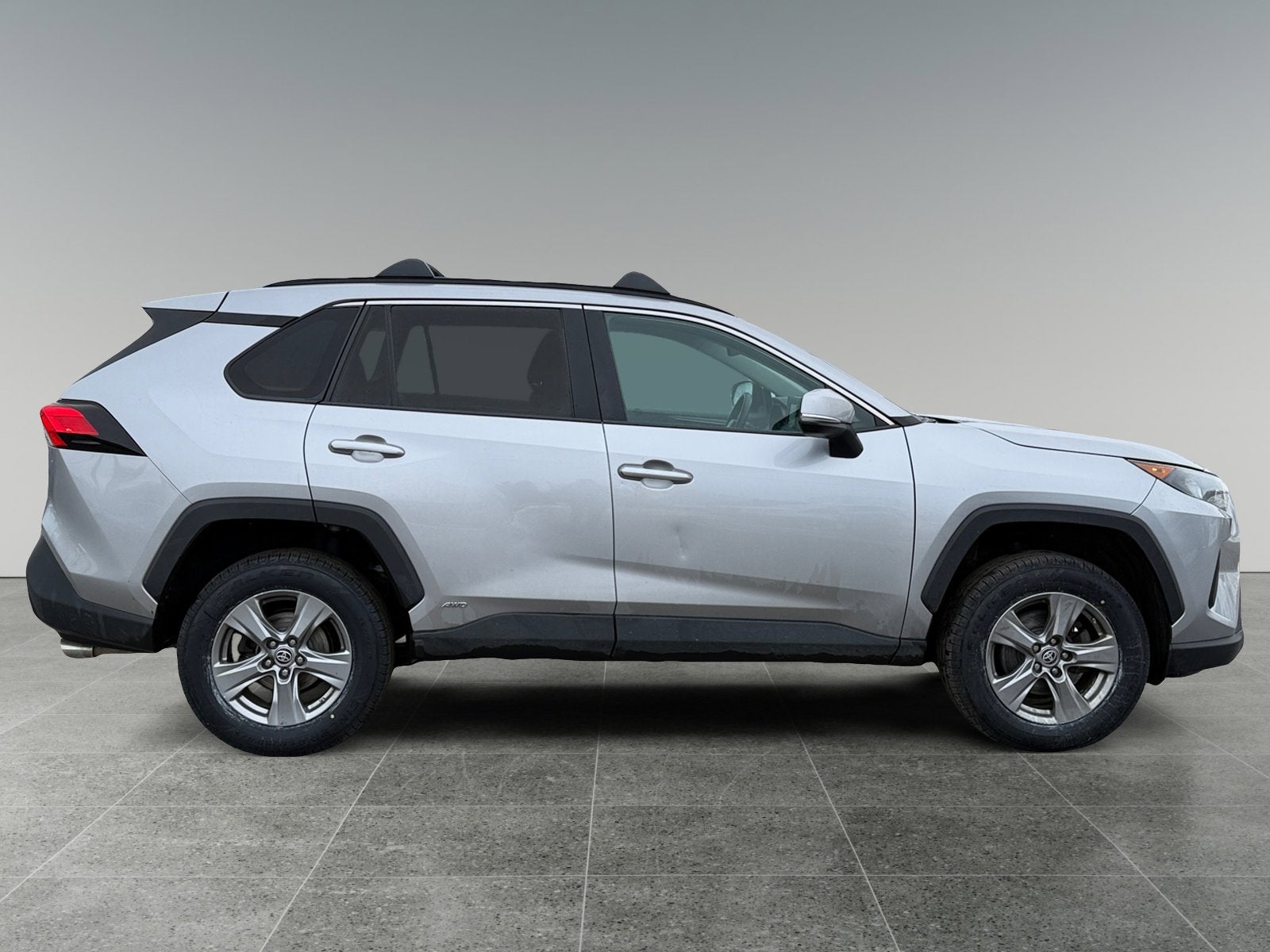 2022 Toyota RAV4 Hybrid LE