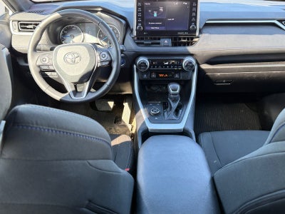 2022 Toyota RAV4 Hybrid SE