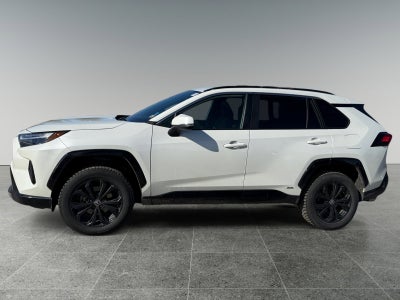 2022 Toyota RAV4 Hybrid SE