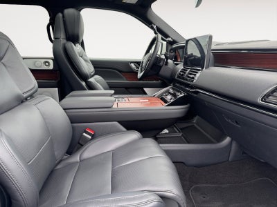 2024 Lincoln Navigator L Reserve