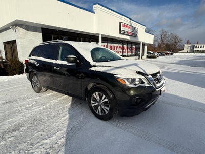 2019 Nissan Pathfinder SV