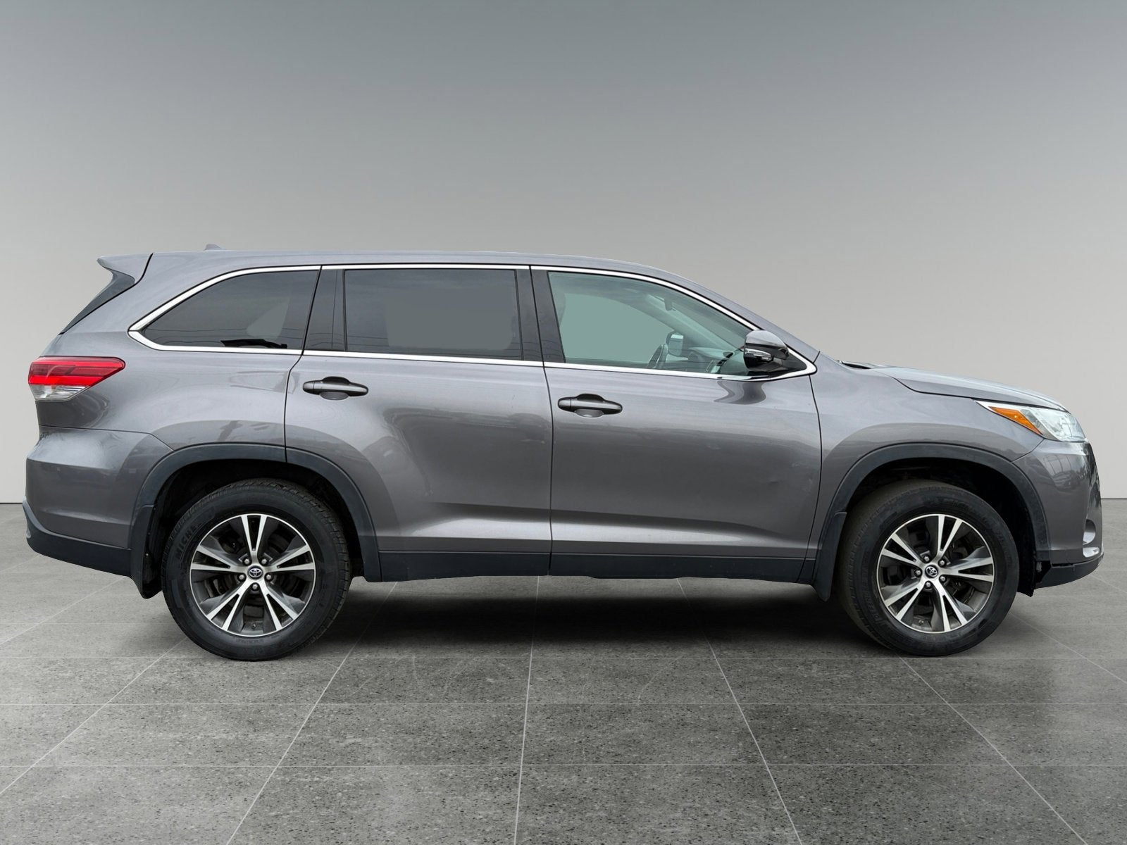 2019 Toyota Highlander LE Plus