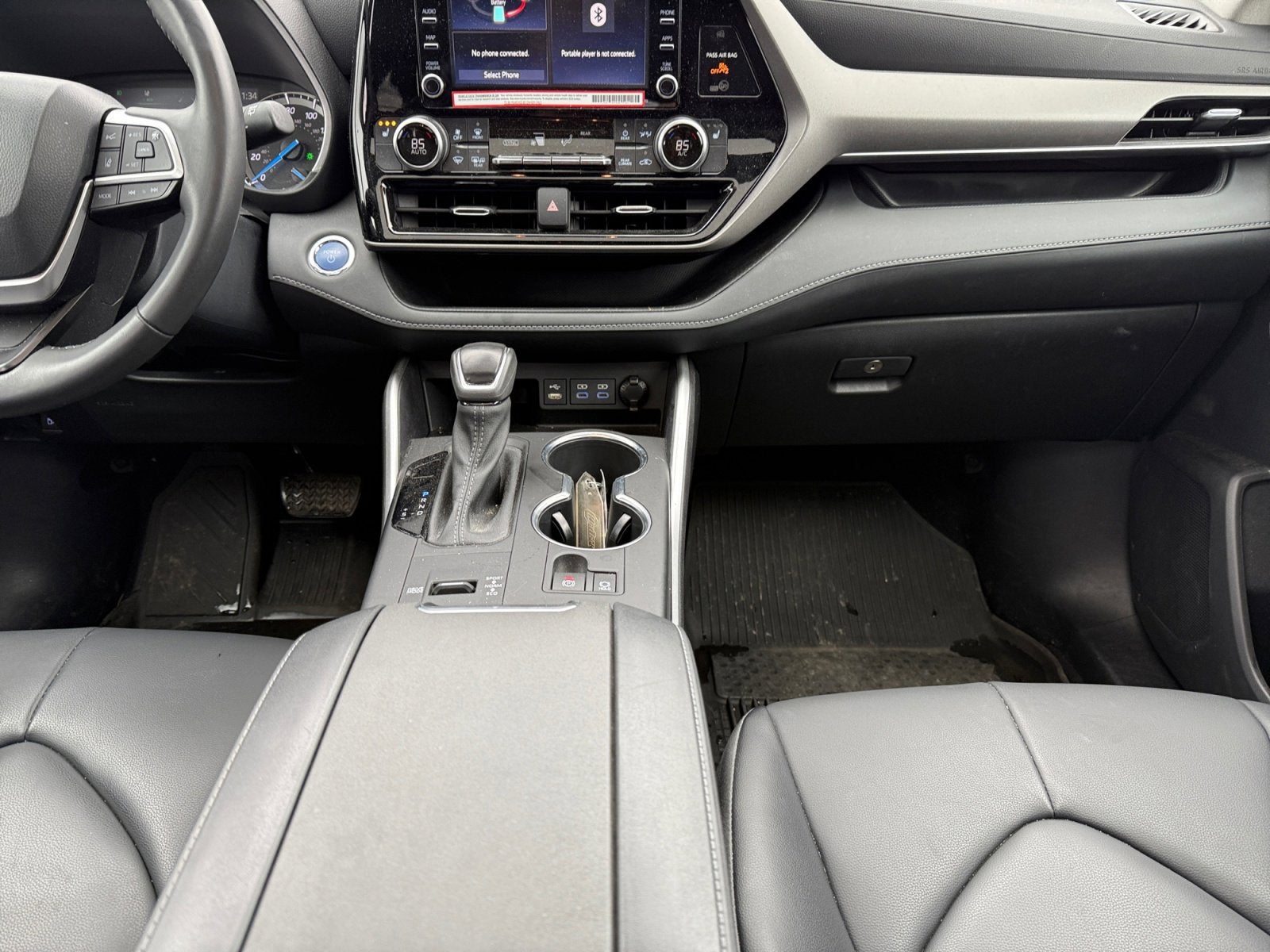 2022 Toyota Highlander Hybrid XLE