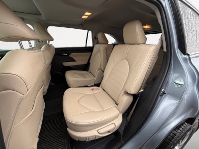 2023 Toyota Highlander Hybrid XLE