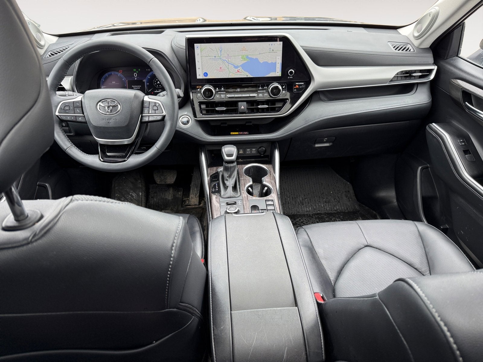 2025 Toyota Highlander Platinum