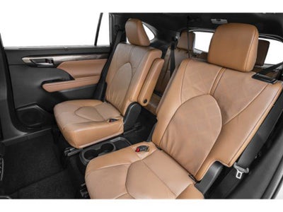 2025 Toyota Highlander Platinum