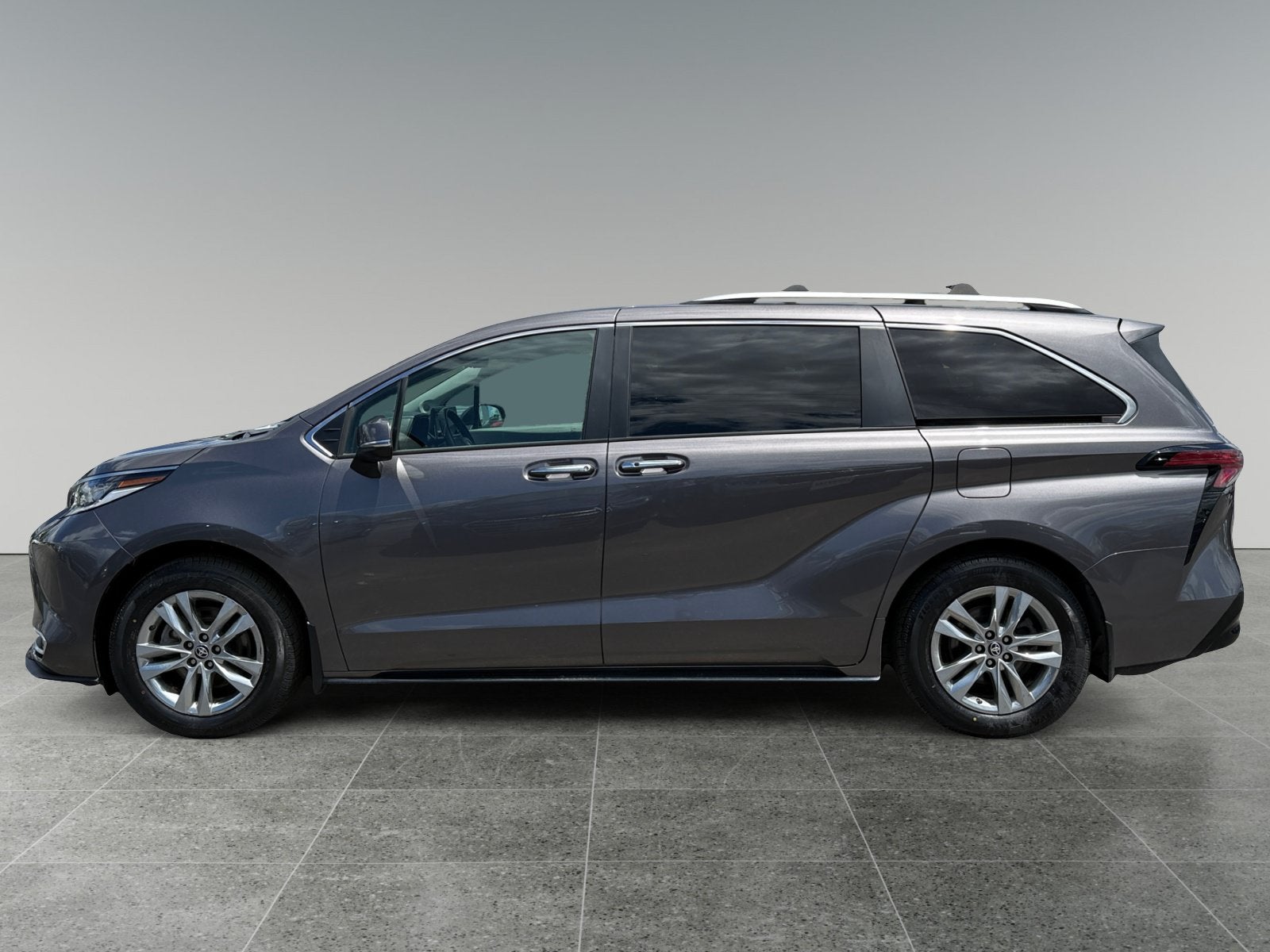 2024 Toyota Sienna Limited